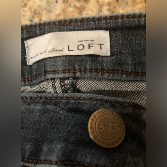 Anne Taylor Loft high waist skinny jeans legging. Dark blue jeans. - Picture 3 of 6